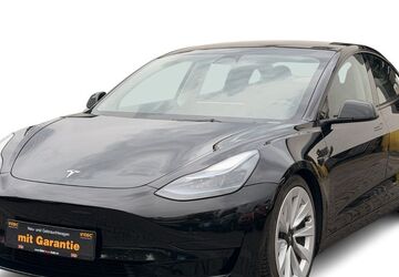 Tesla Model 3 98.145 km 28.480 &euro; Duisburg 47249