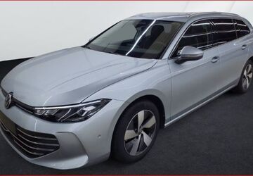 VW Passat Variant 25.140 km 31.990 &euro; Duisburg 47178