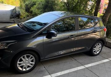 Ford Fiesta 89.000 km 9.500 &euro; Essen 45145