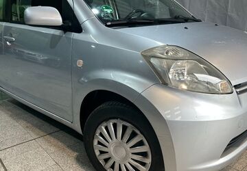 Daihatsu Sirion 150.000 km 1.490 &euro; Duisburg 47059