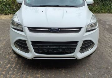Ford Kuga 36.600 km 12.000 &euro; Duisburg 47138