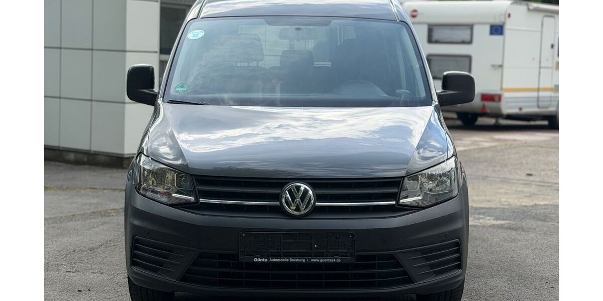 VW Caddy 174.100 km 10.700 &euro; Duisburg 47249