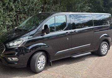Ford Tourneo Custom 128.000 km 21.589 &euro; Duisburg 47199