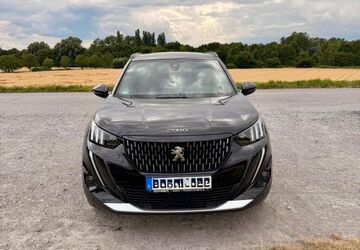 Peugeot 2008 78.000 km 15.800 &euro; Duisburg 47228