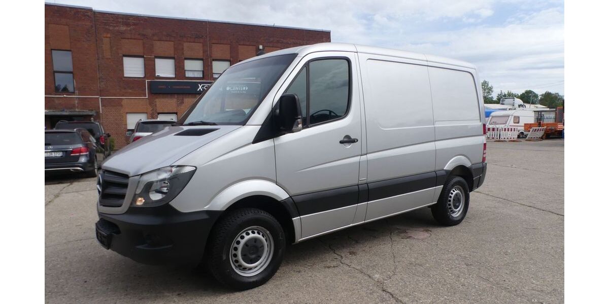 Mercedes-Benz Sprinter 150.500 km 16.950 &euro; Essen 45309