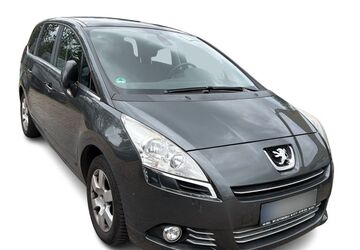 Peugeot 5008 97.000 km 6.480 &euro; Duisburg 47249