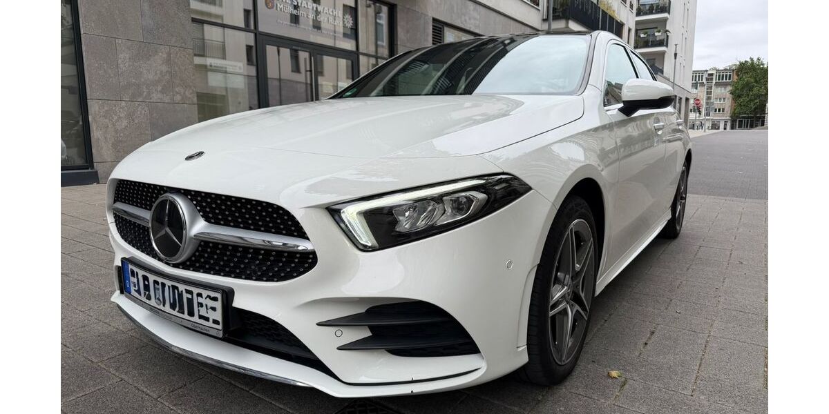 Mercedes-Benz A 250 32.494 km 27.400 &euro; Duisburg 47057