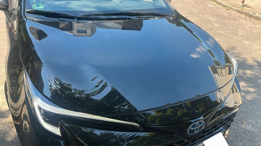 Toyota Corolla 171.000 km 18.200 &euro; Duisburg 47051