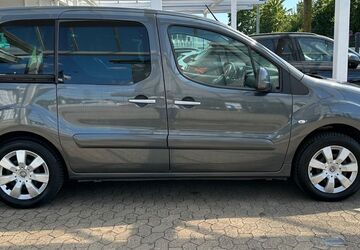 Citroen Berlingo 98.000 km 8.950 &euro; Dinslaken 46539