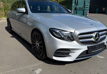 Mercedes-Benz E 220 170.500 km 18.450 &euro; duisburg 47139