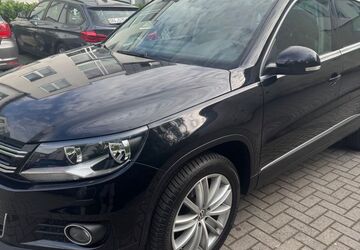 VW Tiguan 144.250 km 13.500 &euro; Duisburg 47058