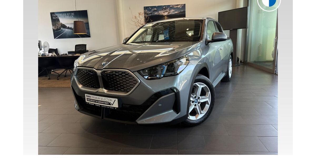 BMW iX2 3.099 km 49.800 &euro; Duisburg 47119