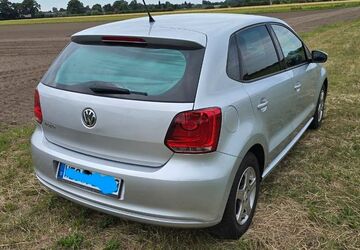 VW Polo 123.000 km 5.500 &euro; Düsseldorf 40470