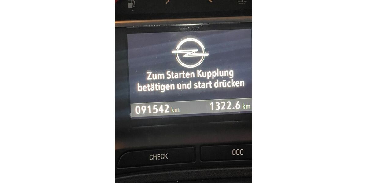Opel Grandland (X) 91.542 km 14.000 &euro; Duisburg 47279