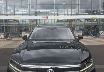 VW Touareg 75.000 km 37.500 &euro; Duisburg 47057