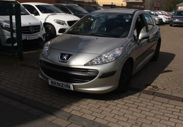 Peugeot 207 142.000 km 2.450 &euro; Duisburg 47139