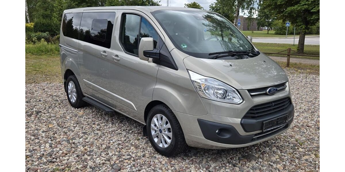 Ford Tourneo Custom 64.000 km 23.990 &euro; Hünxe 46569