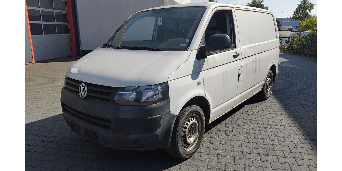 VW T5 Transporter 226.000 km 5.900 &euro; Essen 45356