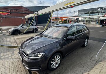 VW Golf 213.560 km 8.600 &euro; Duisburg 47269