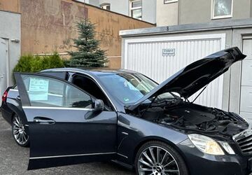 Mercedes-Benz E 250 240.000 km 8.000 &euro; Duisburg 47167