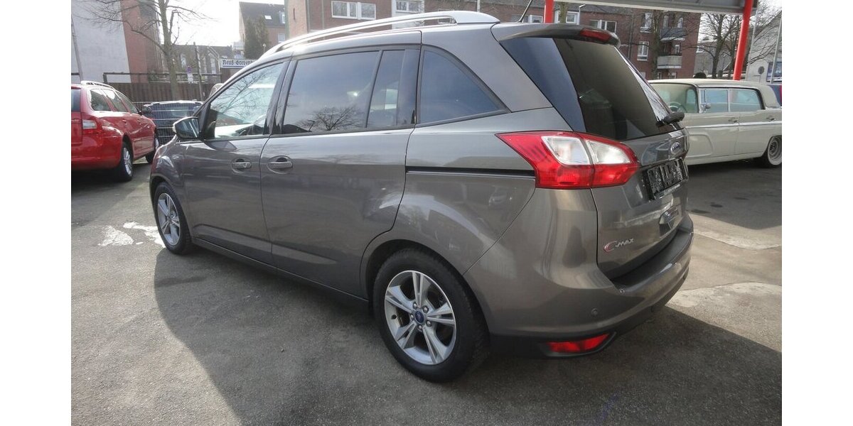Ford Grand C-Max SYNC Edit. 1,6L/110KW Klima+PDC Top 170.000 km 4.999 &euro; Neuss 41462