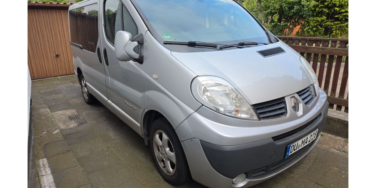 Renault Trafic 221.100 km 9.600 &euro; Duisburg 47249