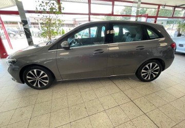 Mercedes-Benz B 220 17.423 km 31.900 &euro; Duisburg 47138