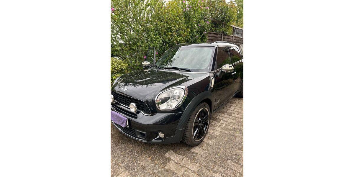 Mini Cooper SD Countryman 155.000 km 7.999 &euro; Duisburg 47169