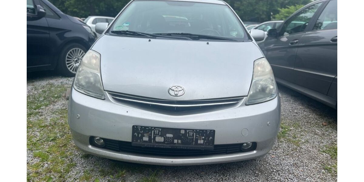 Toyota Prius 130.000 km 4.990 &euro; Duisburg 47138