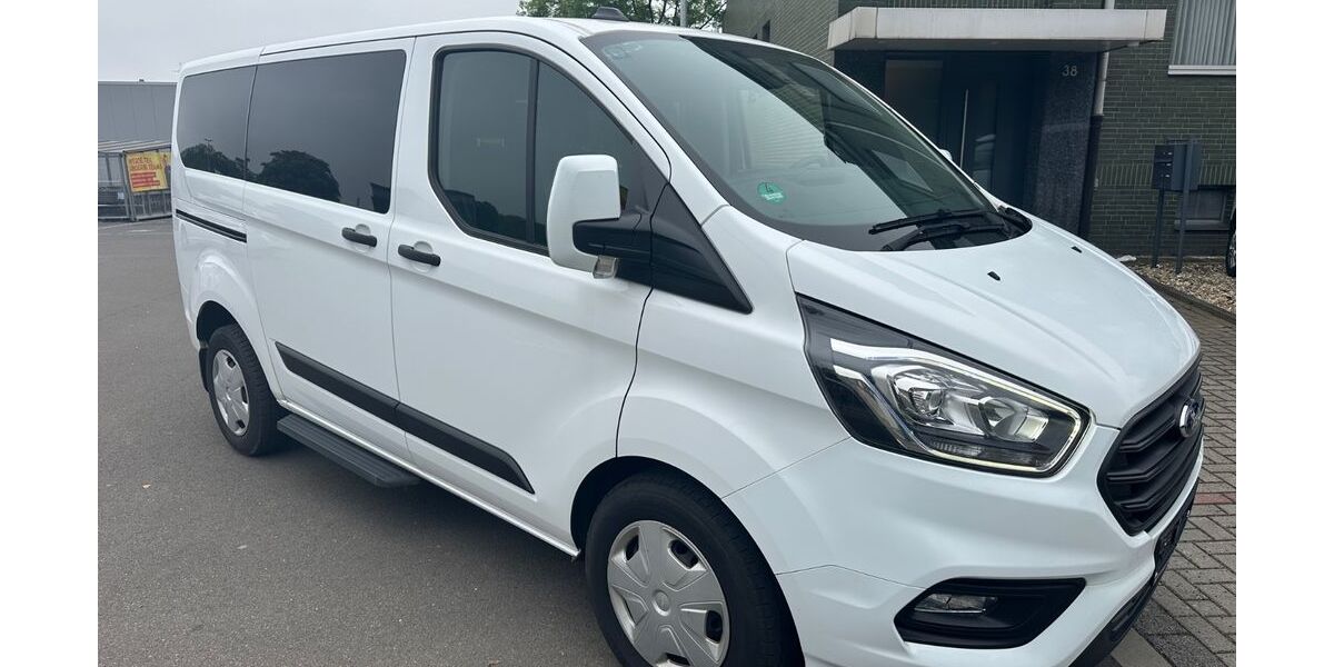Ford Transit Custom 60.000 km 20.880 &euro; Duisburg 47138