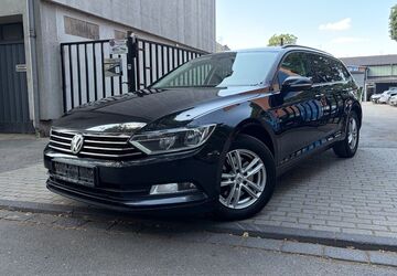 VW Passat Variant 242.000 km 9.990 &euro; Duisburg 47166