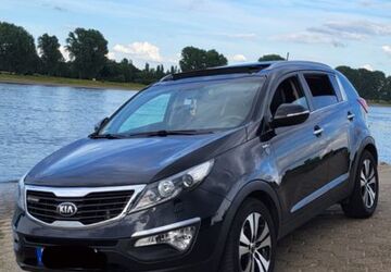 Kia Sportage 150.000 km 10.500 &euro; Duisburg 47198