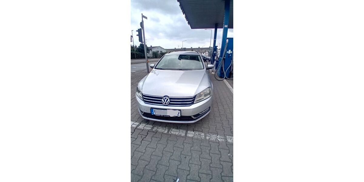 VW Passat Variant 205.000 km 6.200 &euro; Duisburg 47137
