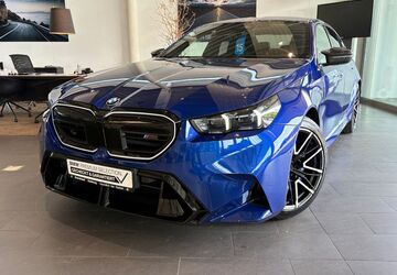 BMW M5 9.299 km 118.800 &euro; Duisburg 47119