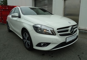 Mercedes-Benz A 180 87.000 km 12.900 &euro; Duisburg 47269