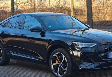 Audi e-tron 57.687 km 34.100 &euro; Duisburg 47226