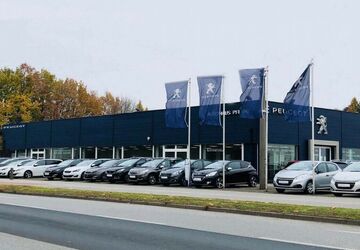 Peugeot 208 26.691 km 18.485 &euro; Gelsenkirchen 45881