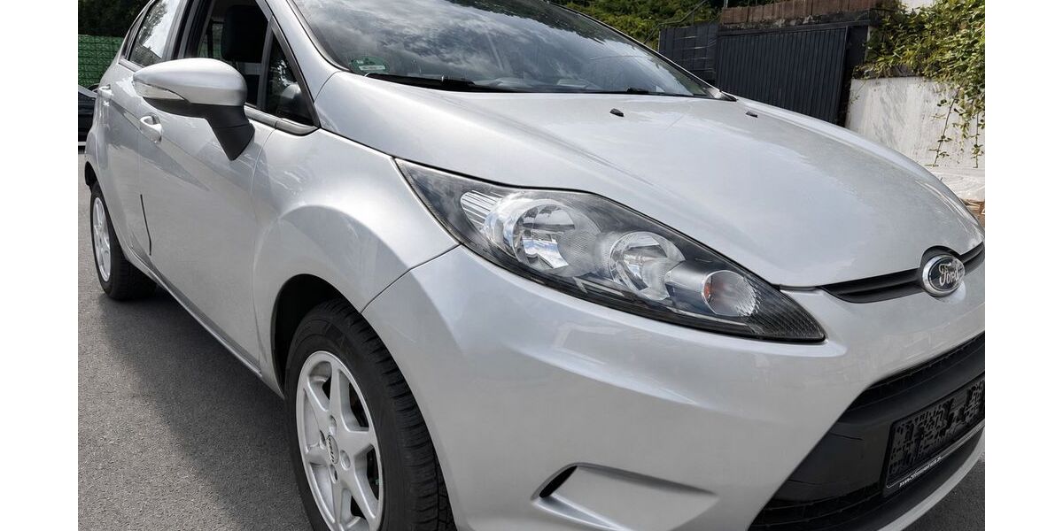 Ford Fiesta 99.503 km 3.800 &euro; Erkrath 40699