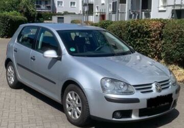 VW Golf 221.000 km 2.500 &euro; Duisburg 47178