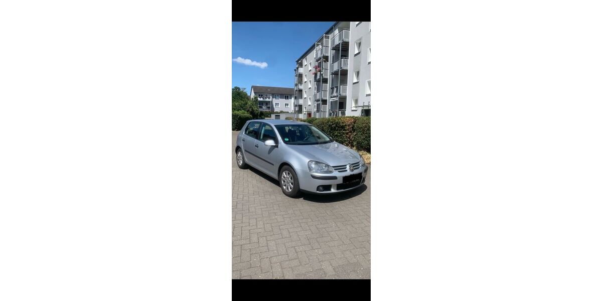 VW Golf 221.000 km 2.500 &euro; Duisburg 47178
