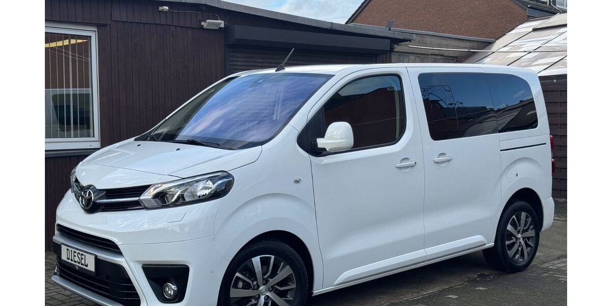 Toyota Proace (Verso) 75.000 km 19.900 &euro; Duisburg 47179