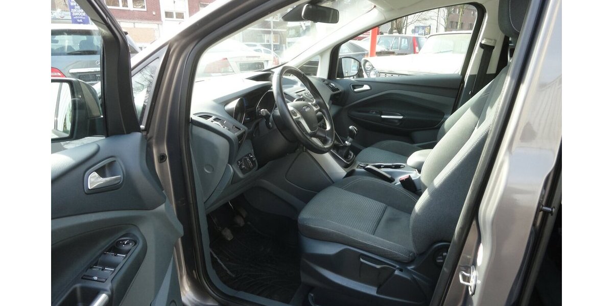 Ford Grand C-Max SYNC Edit. 1,6L/110KW Klima+PDC Top 170.000 km 4.999 &euro; Neuss 41462