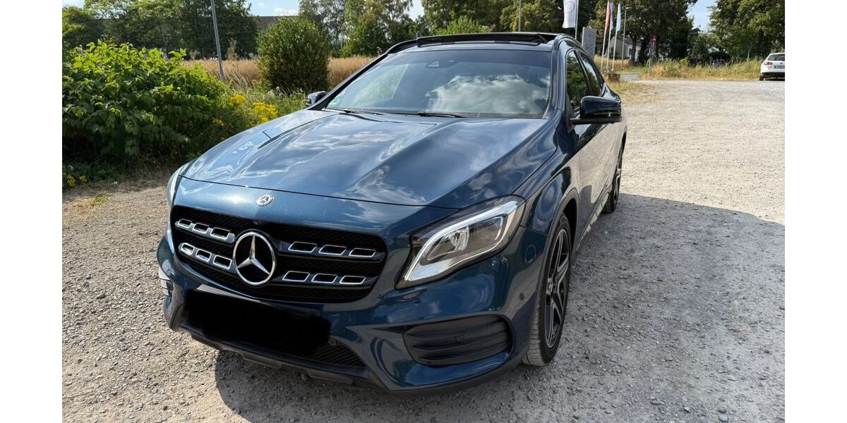 Mercedes-Benz GLA 200 98.876 km 22.490 &euro; Duisburg 47055