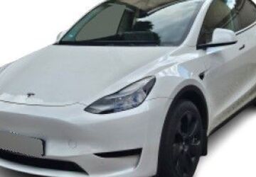 Tesla Model Y 27.240 km 33.480 &euro; Duisburg 47249