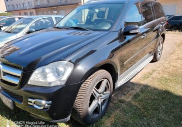 Mercedes-Benz GL 500 231.683 km 16.000 &euro; Duisburg 47228