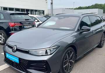 VW Passat Variant 17.370 km 47.450 &euro; Duisburg 47178