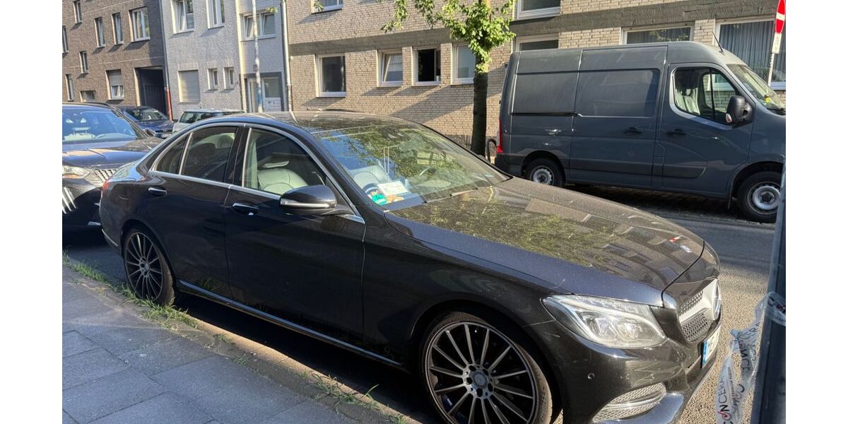 Mercedes-Benz C 220 198.000 km 14.900 &euro; Duisburg 47051