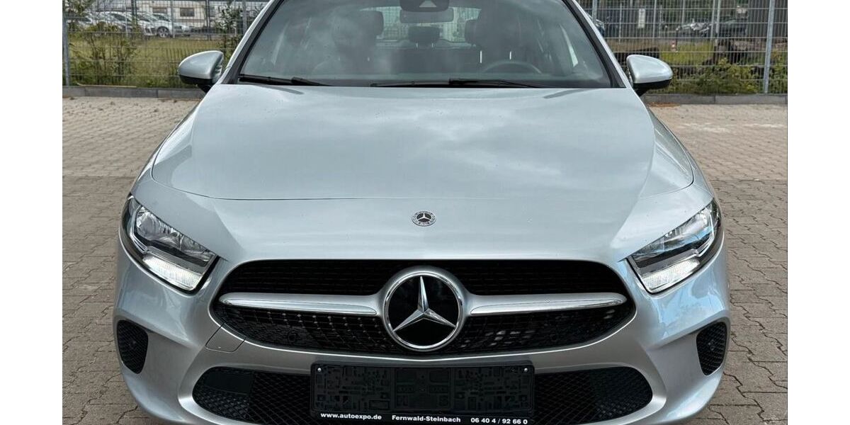 Mercedes-Benz A 180 87.703 km 17.990 &euro; Duisburg 47169