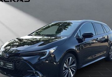 Toyota Corolla 24.490 km 26.950 &euro; Duisburg 47055