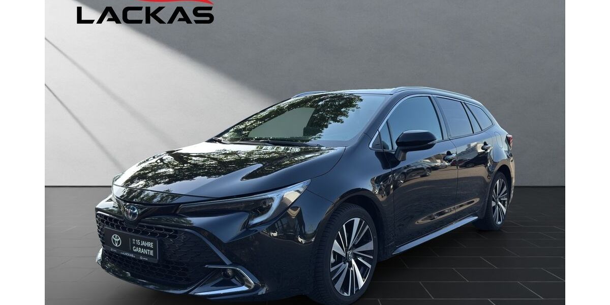 Toyota Corolla 24.490 km 26.950 &euro; Duisburg 47055
